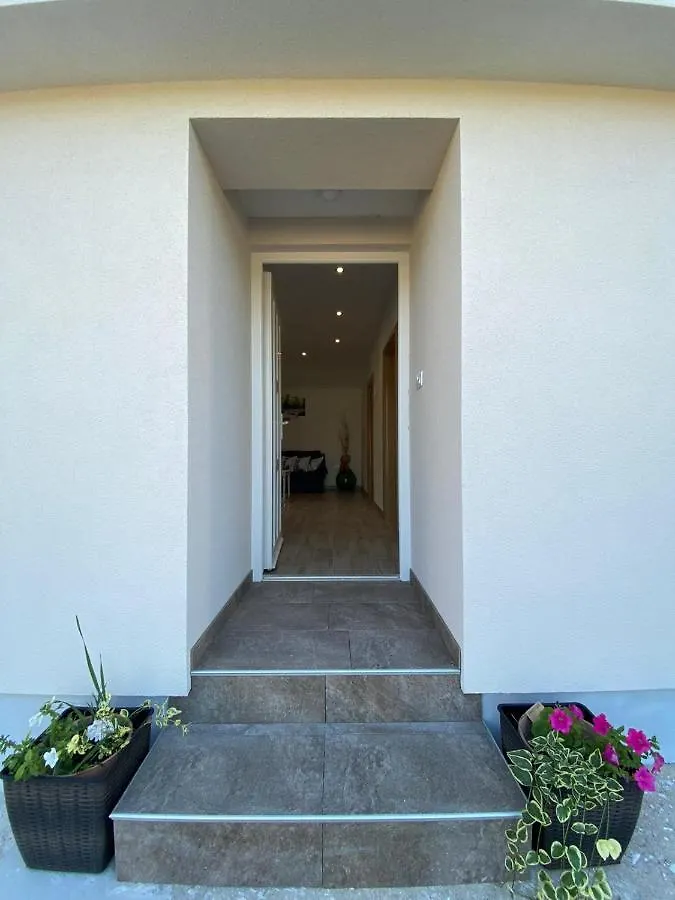 Guest House Ada Galizana Croatia