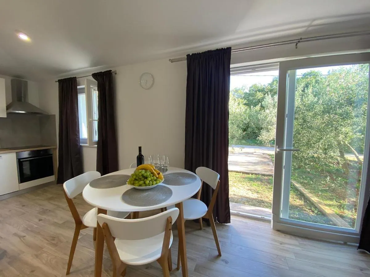 Guest House Ada Galizana Croatia