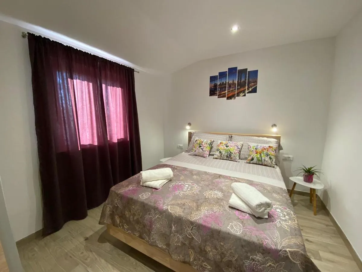 Apartment Guest House Ada Galizana