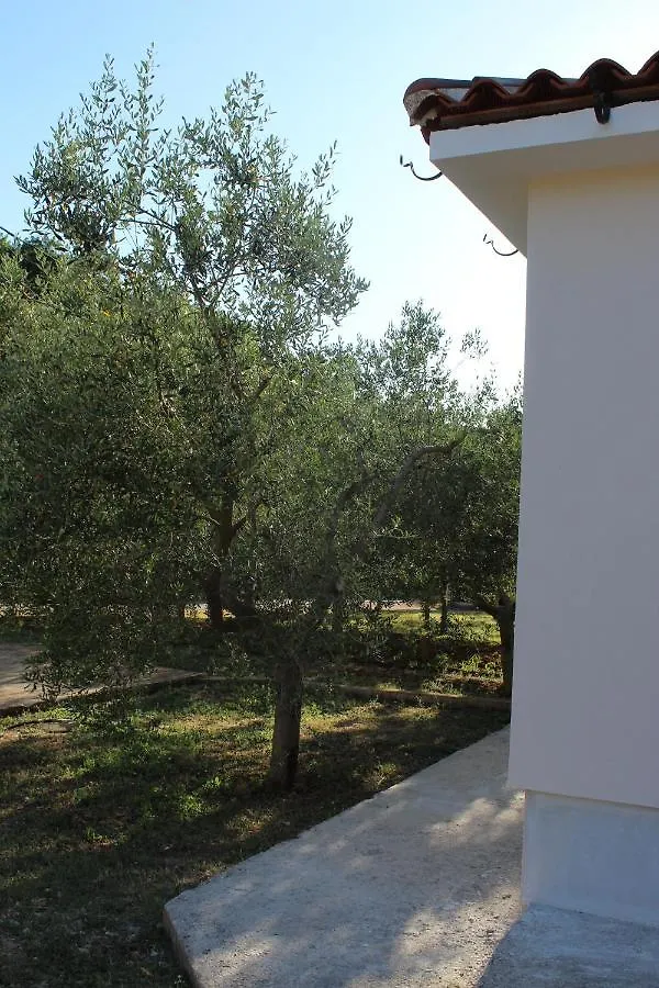 Guest House Ada Galizana Apartment