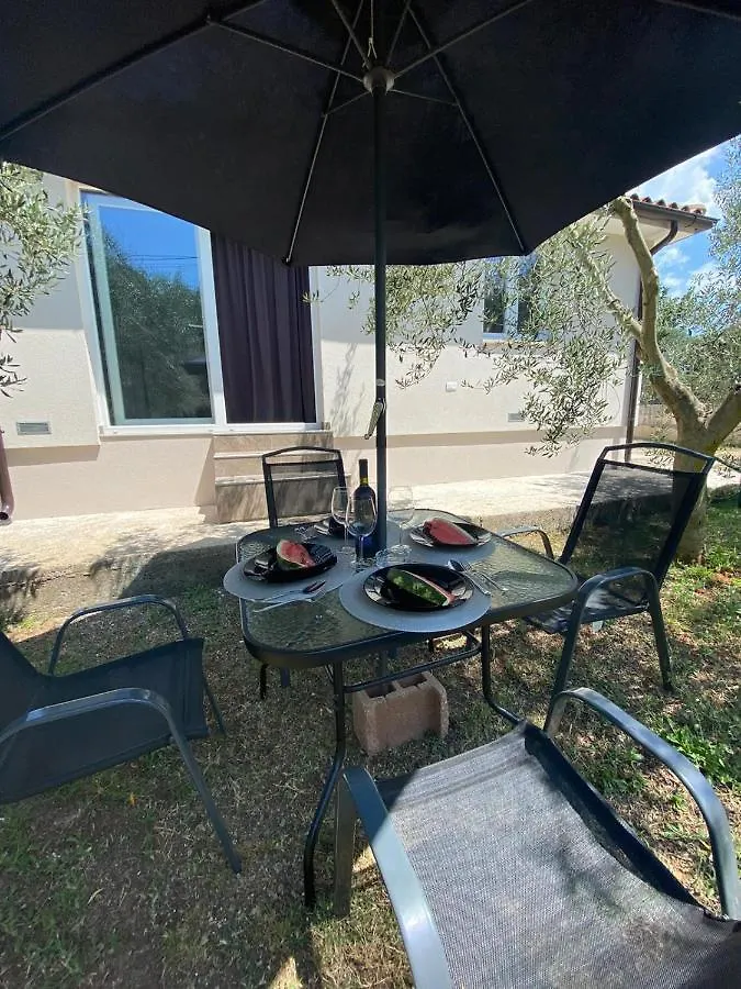 Guest House Ada Galizana