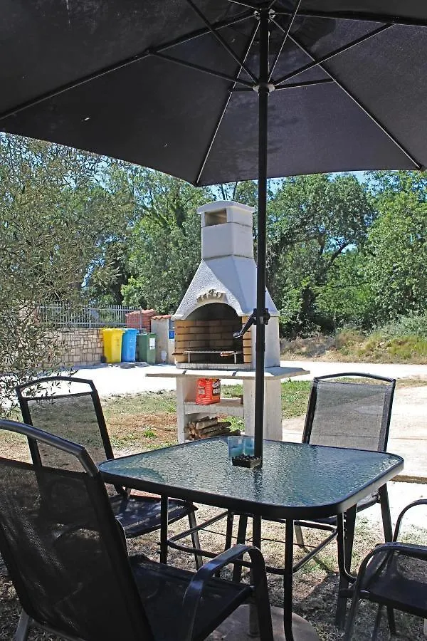 Apartment Guest House Ada Galizana Croatia